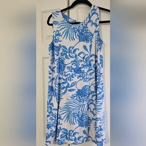 Lilly Pulitzer Blue and White Patterned 100% Cotton Sz M